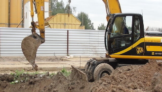 Выкопать яму экскаватором в Горно-Алтайске от 919 руб. - 2Землекопа-Грн